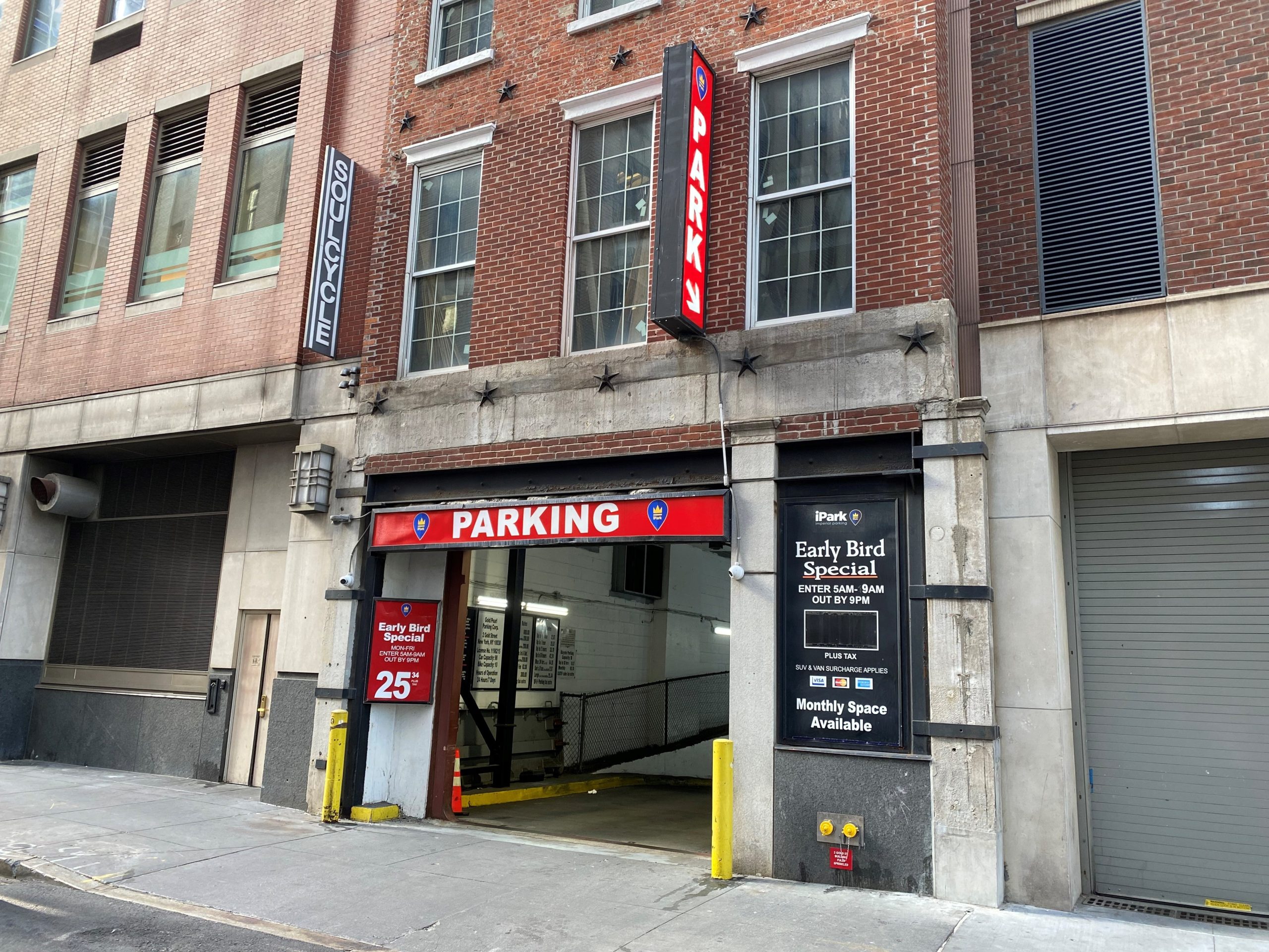 299 Pearl St. Parking